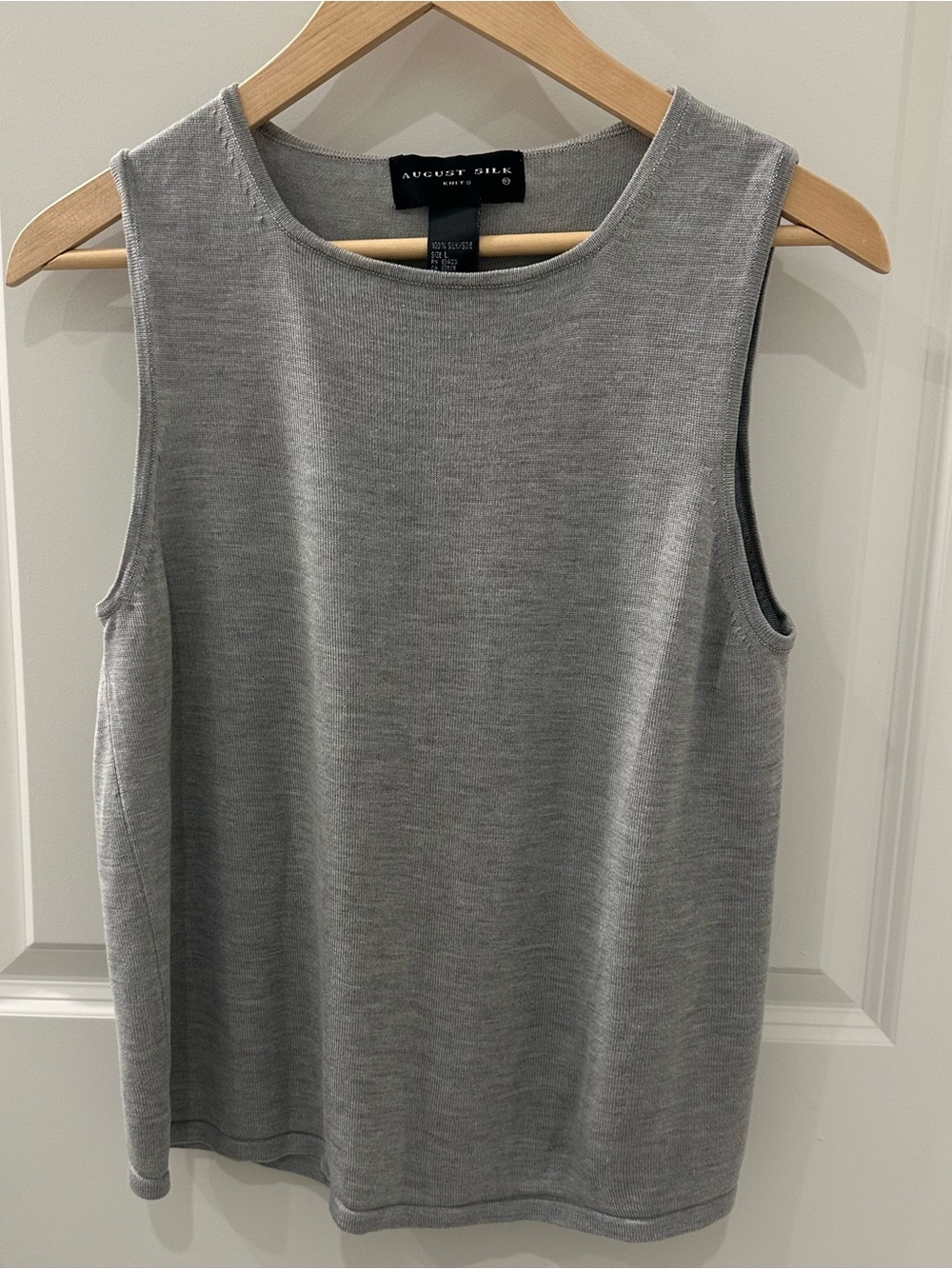 August Silk Sweater Tank in Gray. Size L